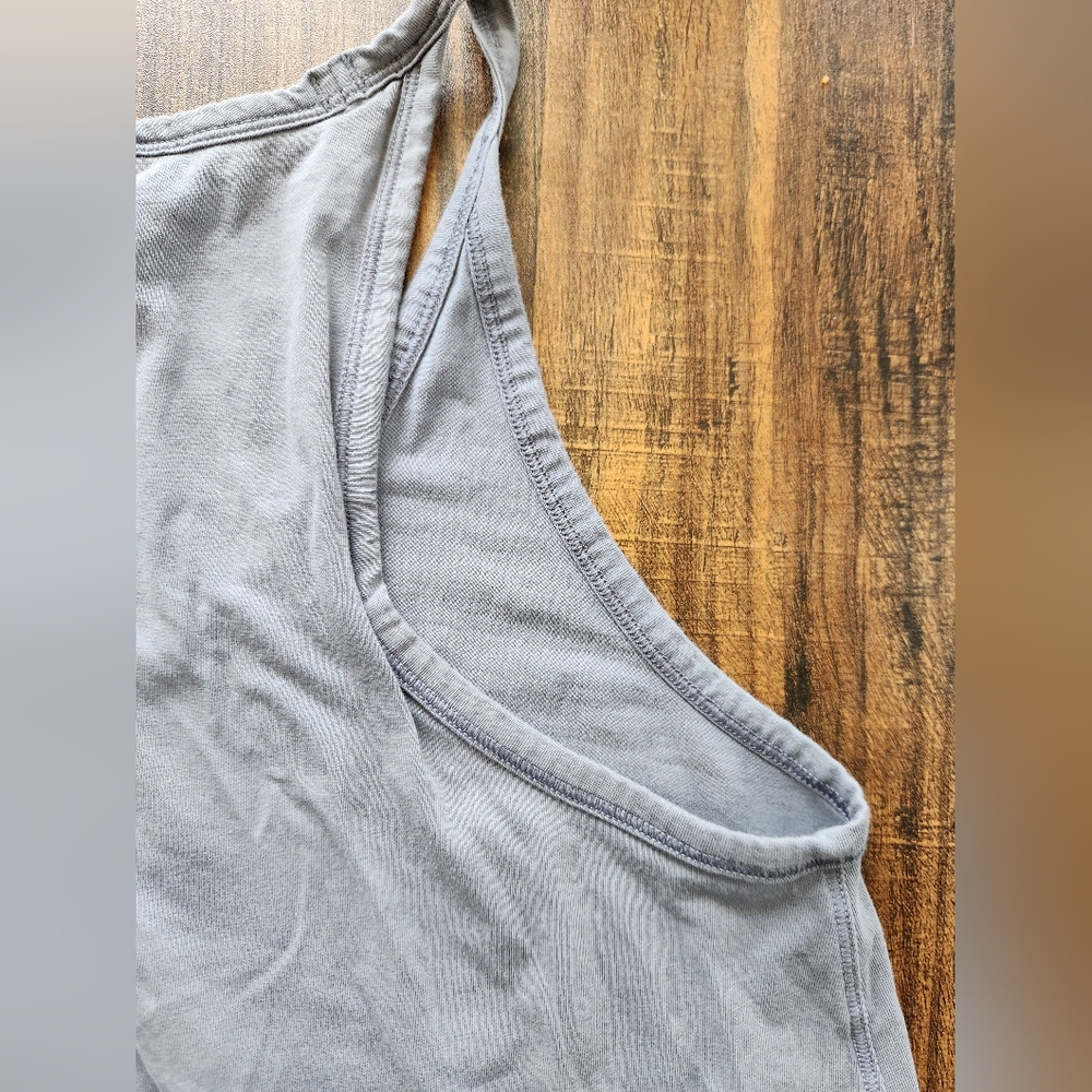 Lululemon Open-Back Tank Top - Size XS - Small - Picture 5 of 6